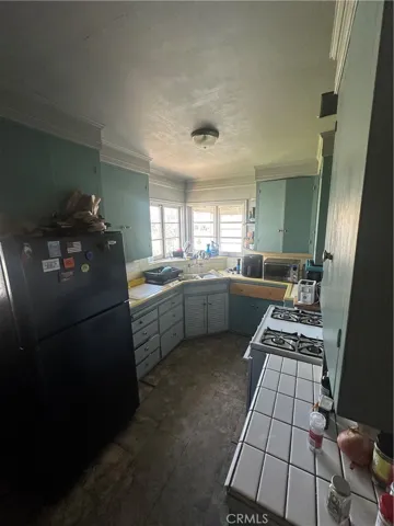 1357 Kitchen