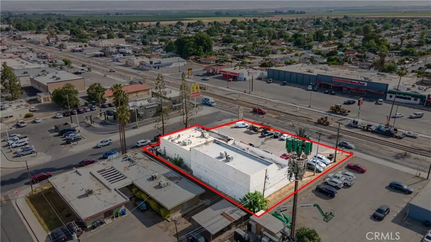 10400 Main Street, Lamont, California 93241
