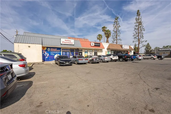 10400 Main Street, Lamont, California 93241