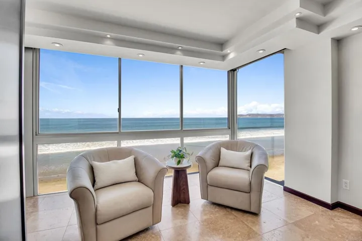 1760 Avenida Del Mundo 406, Coronado, California 92118