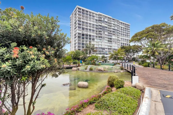 1760 Avenida Del Mundo 406, Coronado, California 92118 — photo 4