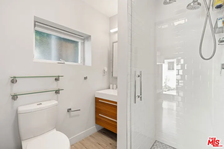 516 N Mansfield Avenue, Los Angeles, California 90036