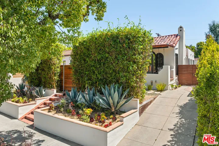 516 N Mansfield Avenue, Los Angeles, California 90036
