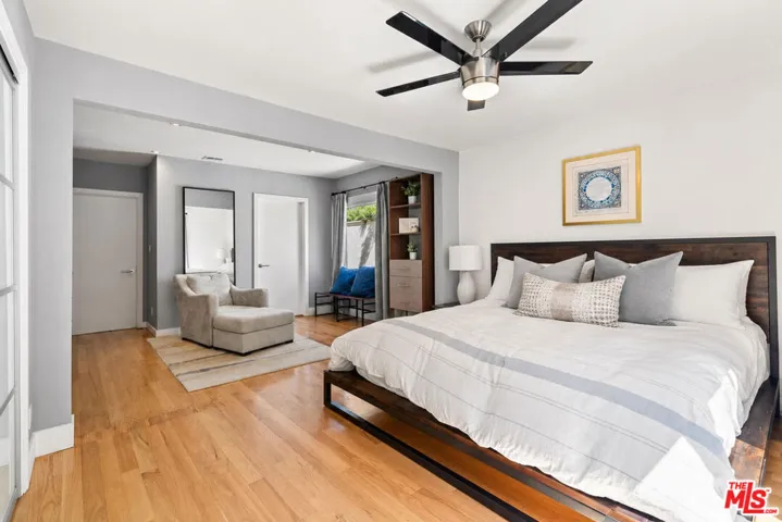 516 N Mansfield Avenue, Los Angeles, California 90036
