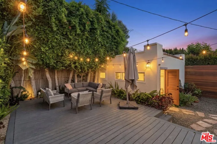 516 N Mansfield Avenue, Los Angeles, California 90036