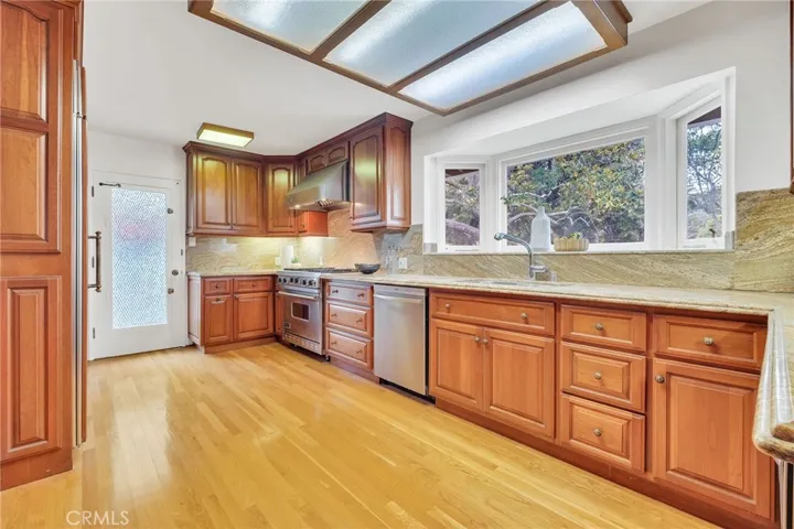 Updated kitchen with Viking and Subzero
