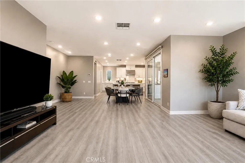 great visibility from living room all the way to kitchen area