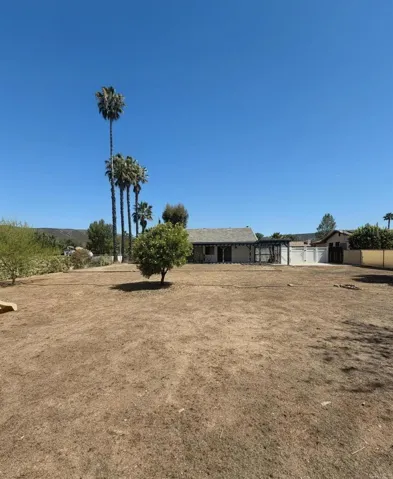 23601 Barrego Way, Ramona, California 92065
