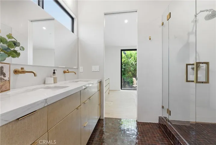 Ensuite View to Primary