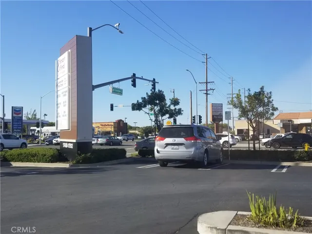 HIGH END MARKET AREA FOR ALL SHOPPERS