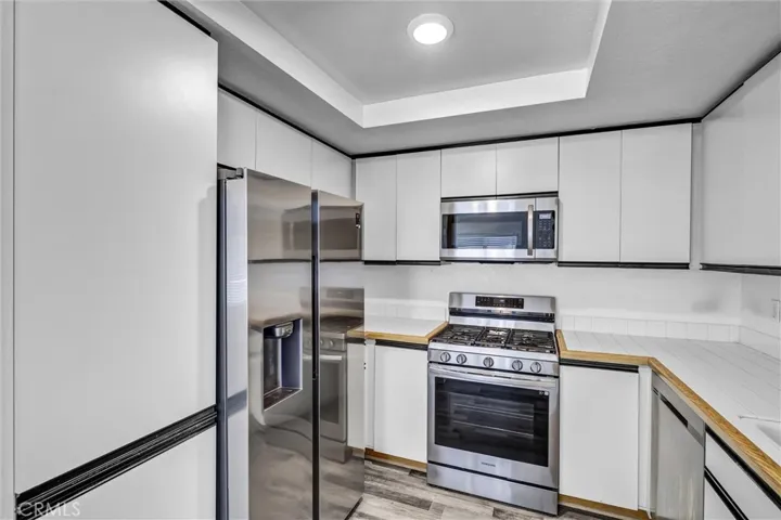 27868 Auburn, Mission Viejo, California 92691