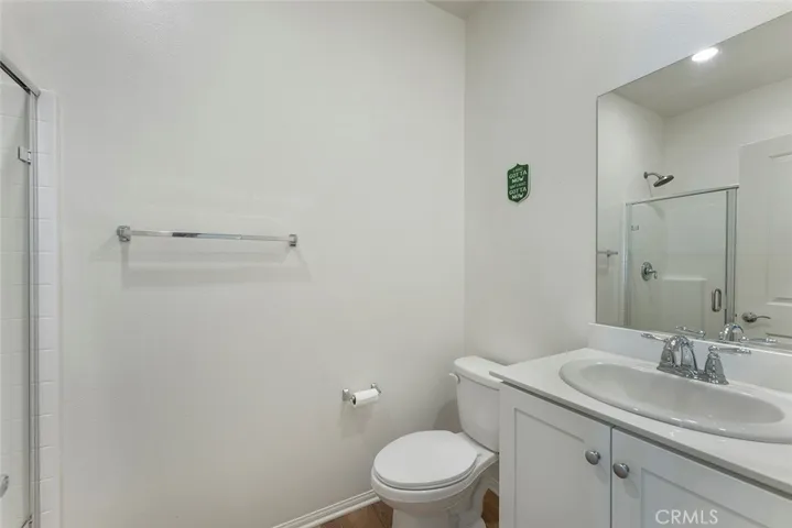 Hall bath #2