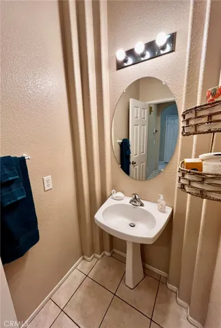 12431 Blazing Star Lane, Victorville, California 92392