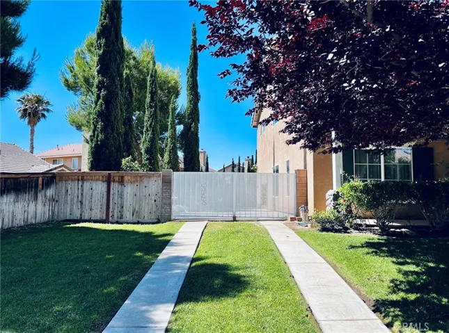12431 Blazing Star Lane, Victorville, California 92392
