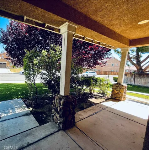 12431 Blazing Star Lane, Victorville, California 92392