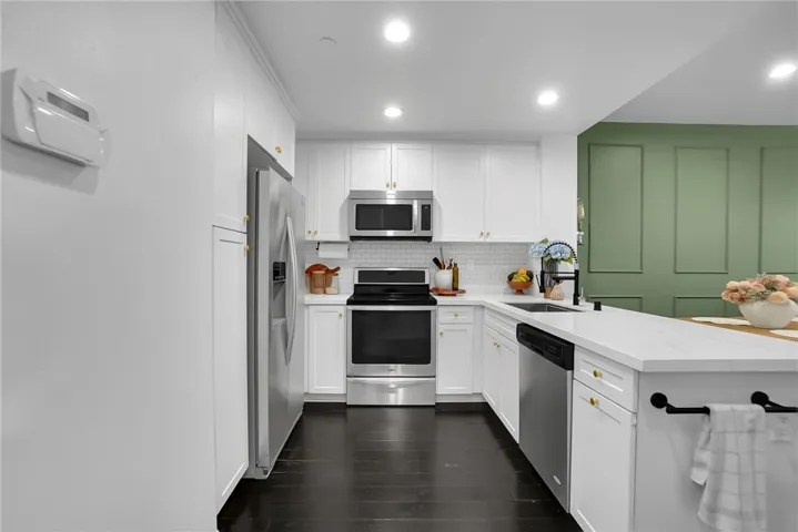 441 S Glendora Avenue, Glendora, California 91741