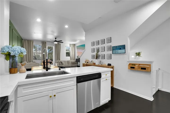 441 S Glendora Avenue, Glendora, California 91741