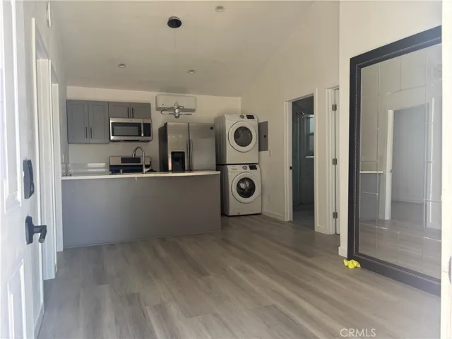 7545 Shoup, West Hills, California 91307