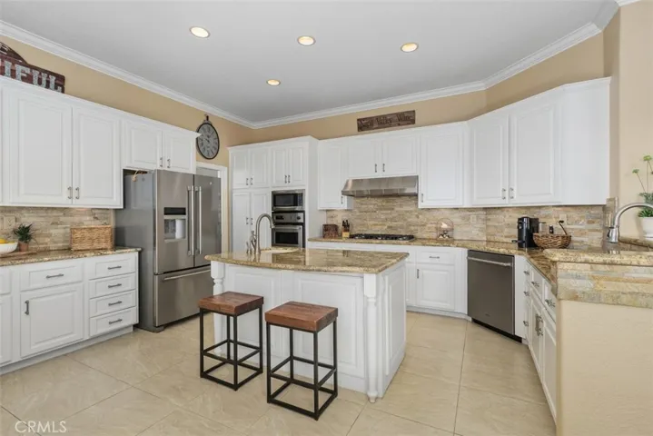 23785 Via Madrid, Murrieta, California 92562