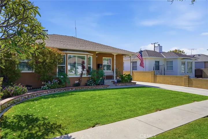 5713 Briercrest, Lakewood, California 90713