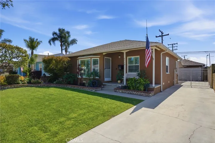 5713 Briercrest, Lakewood, California 90713