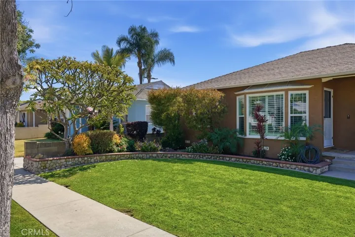 5713 Briercrest, Lakewood, California 90713