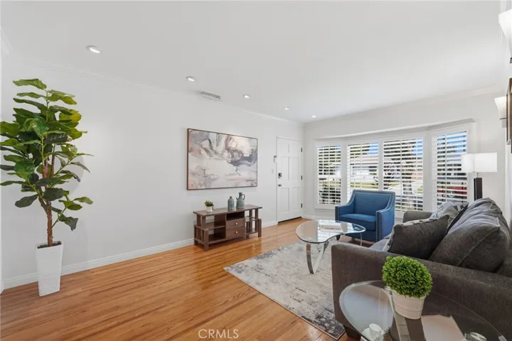 5713 Briercrest, Lakewood, California 90713