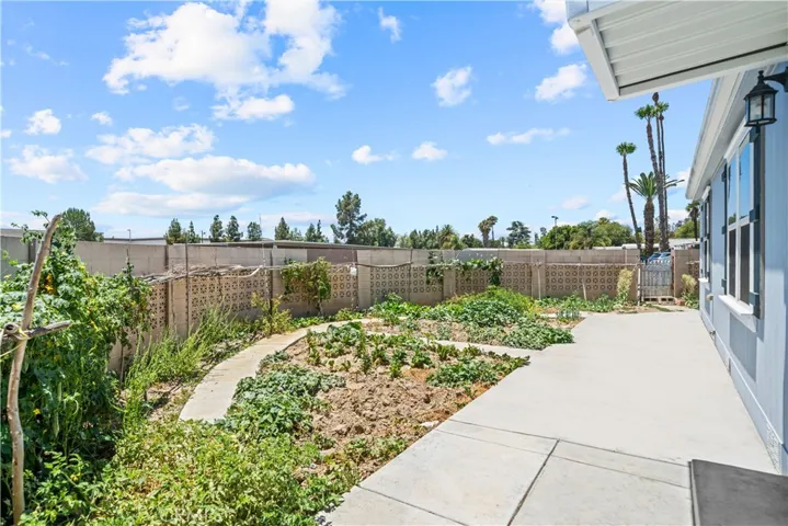 5800 Hamner Avenue, Eastvale, California 91752 — photo 5