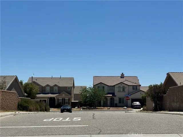 10983 Bay Shore Street, Victorville, California 92392