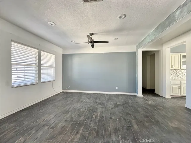 10983 Bay Shore Street, Victorville, California 92392