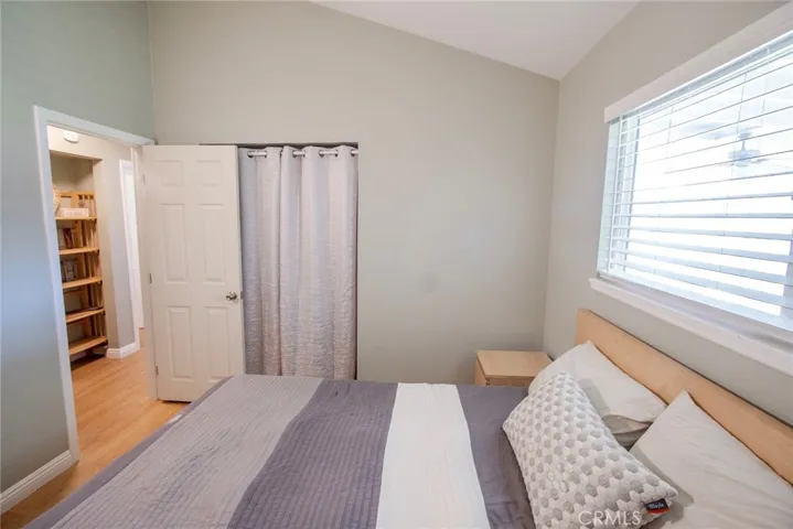 22522 Festividad Drive, Saugus, California 91350
