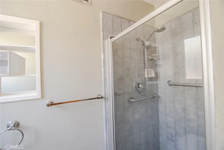 22522 Festividad Drive, Saugus, California 91350