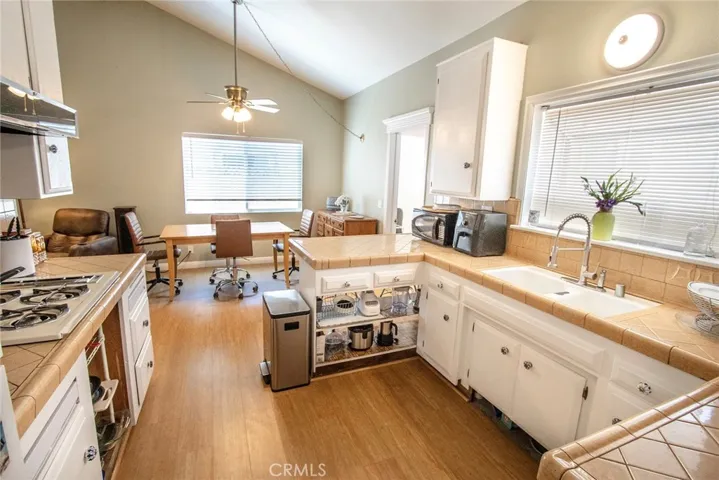 22522 Festividad Drive, Saugus, California 91350