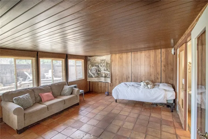 22522 Festividad Drive, Saugus, California 91350