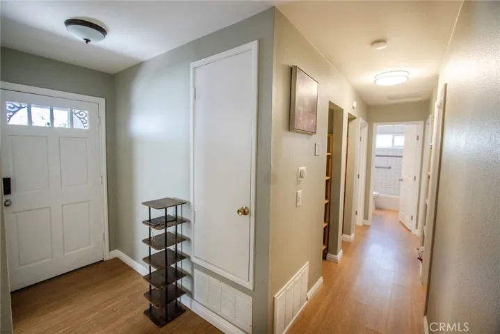 22522 Festividad Drive, Saugus, California 91350