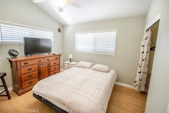 22522 Festividad Drive, Saugus, California 91350