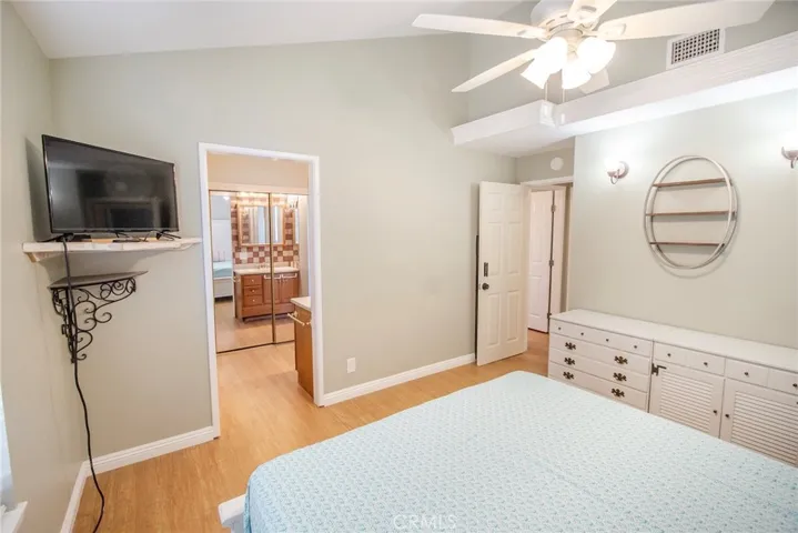 22522 Festividad Drive, Saugus, California 91350
