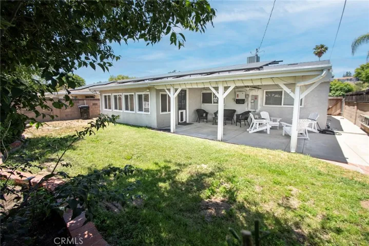 22522 Festividad Drive, Saugus, California 91350