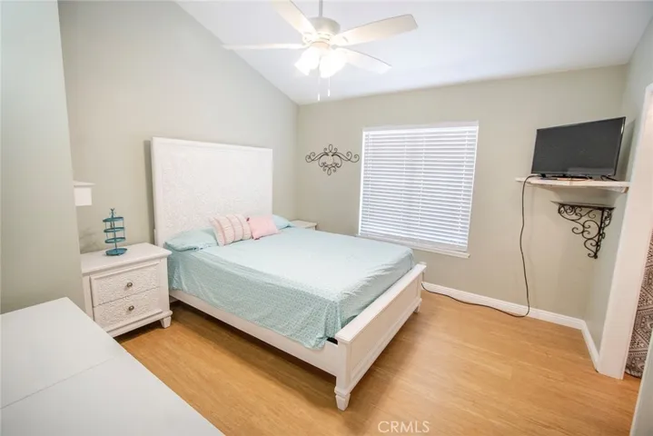 22522 Festividad Drive, Saugus, California 91350