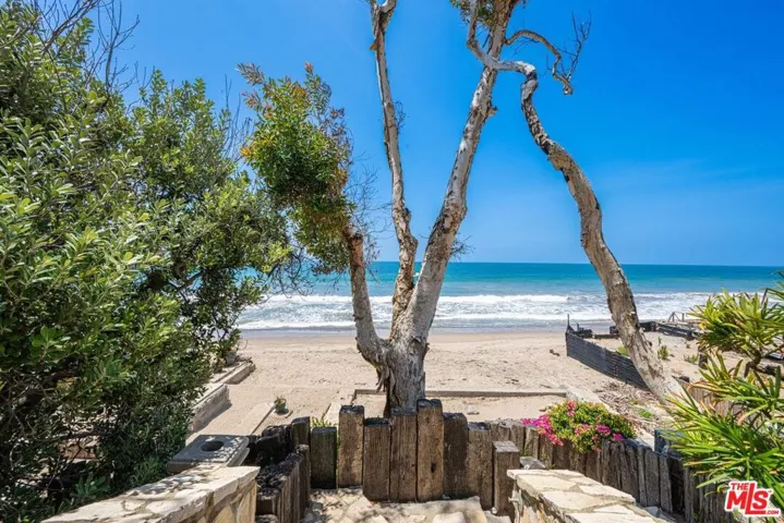 18842 Pacific Coast Highway, Malibu, California 90265