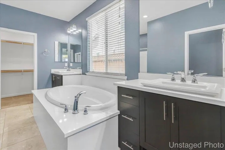 160 San Lorenzo Drive, Hollister, California 95023