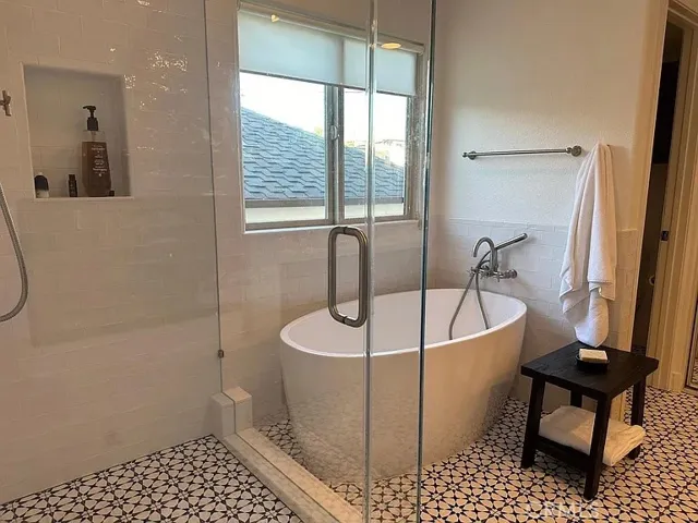 610 Orchid 1/2, Corona Del Mar, California 92625
