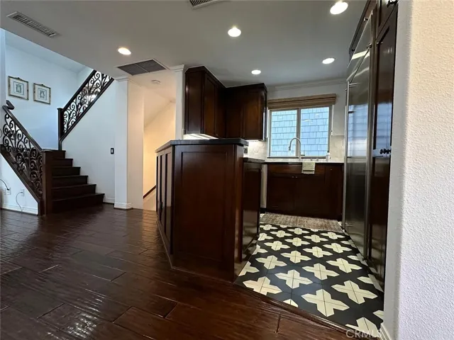 610 Orchid 1/2, Corona Del Mar, California 92625