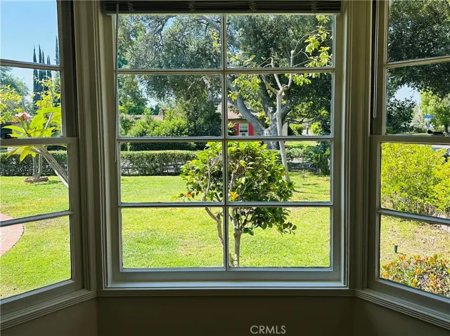 view of front yard