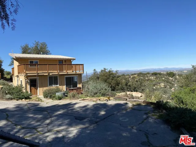 965 Stunt Road, Calabasas, California 91302