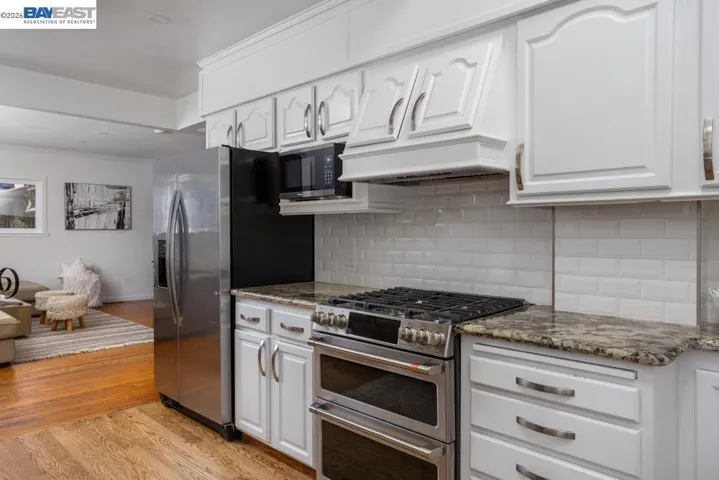 3354 D St, Hayward, California 94541