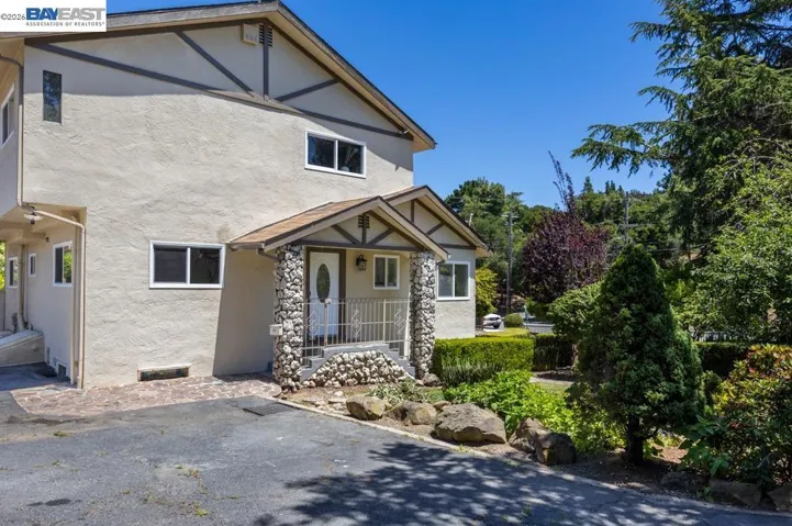 3354 D St, Hayward, California 94541