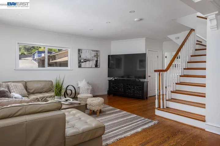 3354 D St, Hayward, California 94541