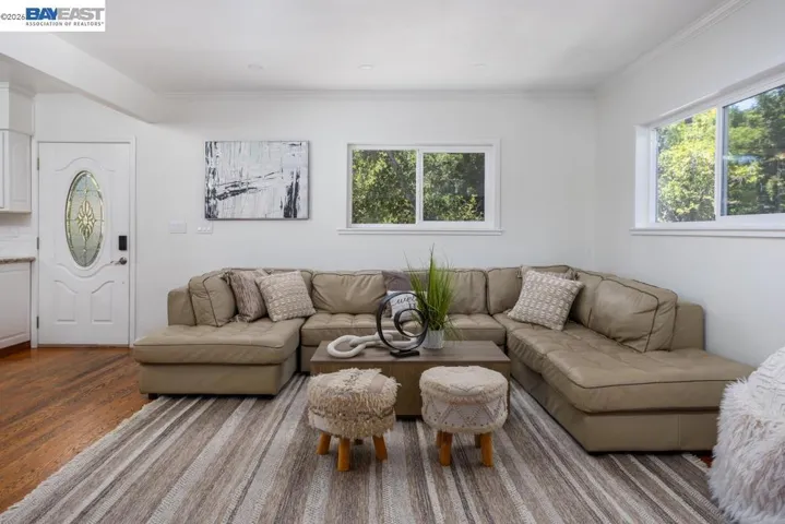3354 D St, Hayward, California 94541