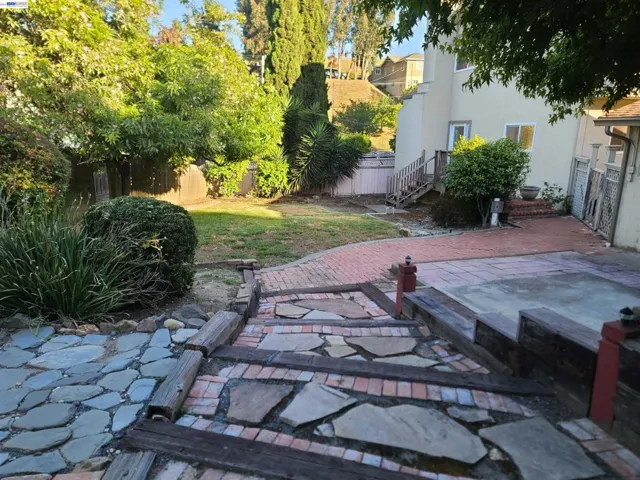 3354 D St, Hayward, California 94541